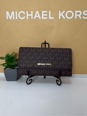 Michael Kors Dark Brown Signature Continental Wallet
